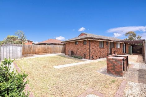 Property photo of 8 Cassandra Drive Gladstone Park VIC 3043
