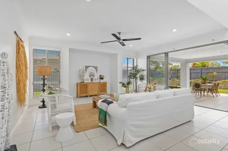 49 Laceflower Pde, Casuarina, NSW 2487