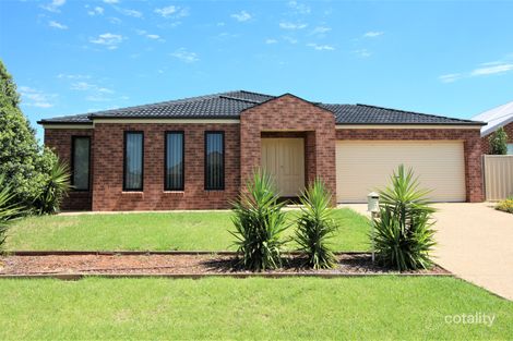 Property photo of 2 Christina Place Griffith NSW 2680