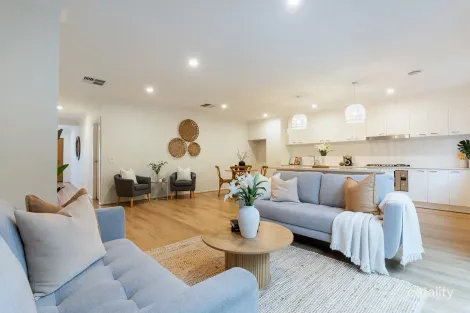 7 Guddi Ct, Greenvale, VIC 3059