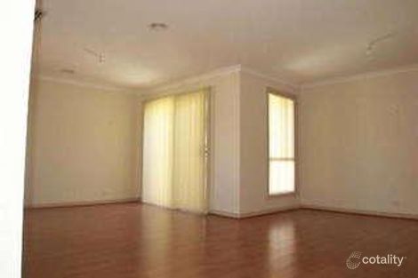 Property photo of 5 Northcliffe Place Queanbeyan East NSW 2620