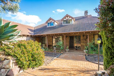 Property photo of 15 Vista Grove Mount Nasura WA 6112