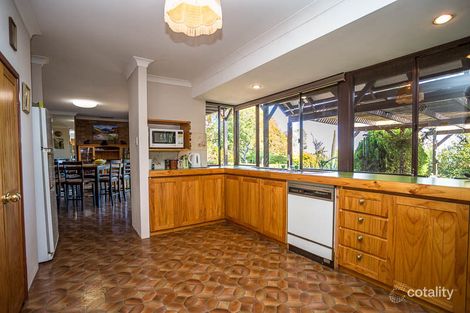Property photo of 15 Vista Grove Mount Nasura WA 6112