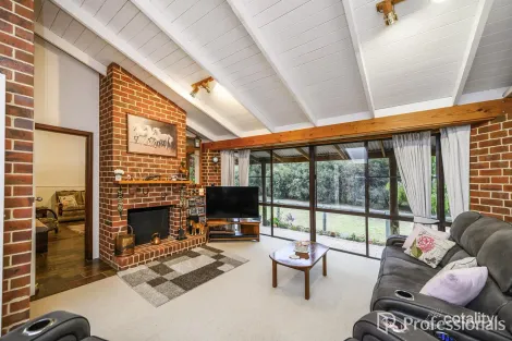 Property photo of 95 Masters Road Darling Downs WA 6122