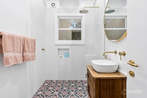 Property photo of 32 Therry Street Avalon Beach NSW 2107