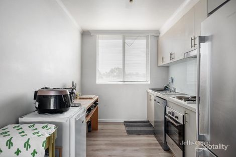 Property photo of 11/33 Albion Road Box Hill VIC 3128