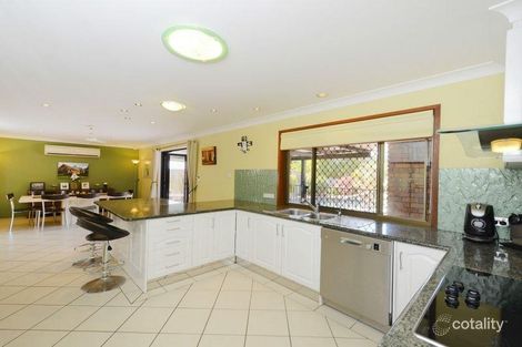 Property photo of 11 Mindip Court Carindale QLD 4152