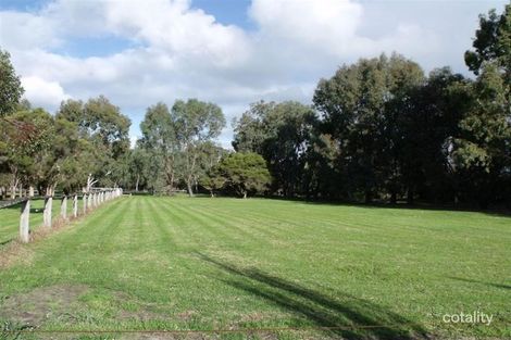 Property photo of 5 Stonesfield Court Dardanup West WA 6236