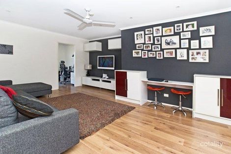 Property photo of 13 Atlas Crescent Benowa QLD 4217