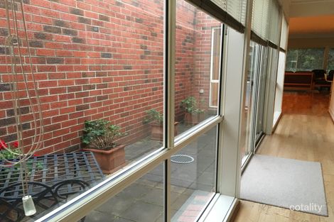 Property photo of 2/113 Gordon Street Balwyn VIC 3103