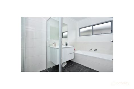 Property photo of 9 Ruby Crescent Meridan Plains QLD 4551