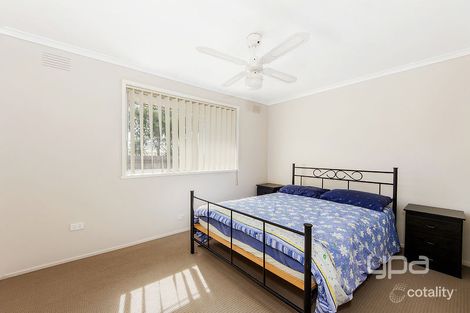Property photo of 7 Yan Yean Place St Albans VIC 3021