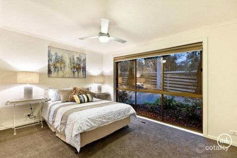 Property photo of 2/86 Karingal Drive Eltham North VIC 3095