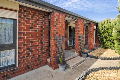 Property photo of 22 Rosemary Terrace Morphett Vale SA 5162