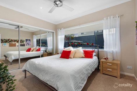 Property photo of 3 Lydia Place Gumdale QLD 4154