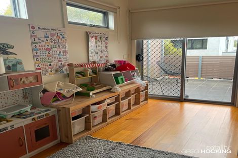Property photo of 30 Lily Street Seddon VIC 3011