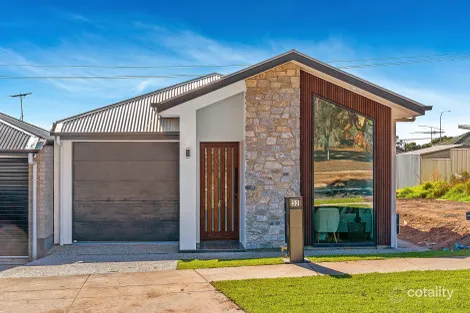 32 Melrose Ave, Clearview, SA 5085