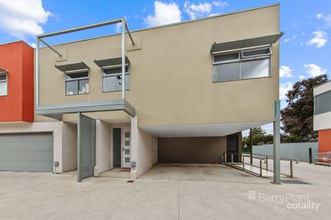 2/55b Oakwood Rd, Albanvale, VIC 3021