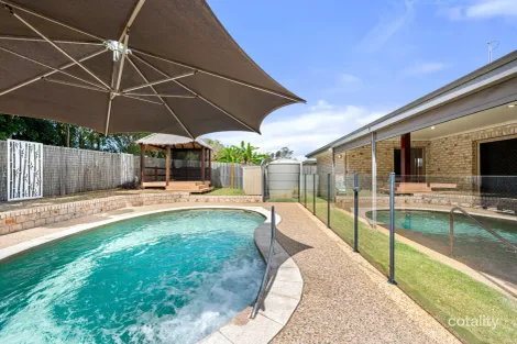 Property photo of 17 Gill Place Kalkie QLD 4670