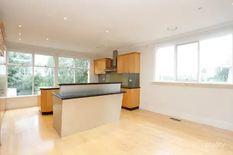 Property photo of 1A Kiora Street Essendon VIC 3040