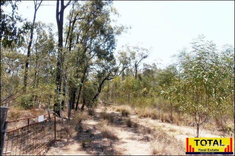 Property photo of 215 Basil Drive Forest Ridge QLD 4357