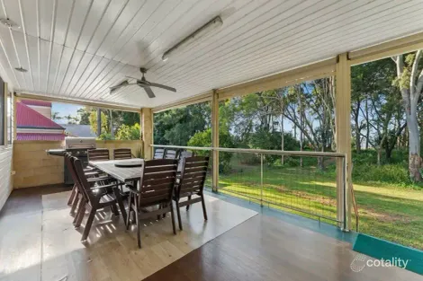 Property photo of 90 Kingfisher Parade Toogoom QLD 4655