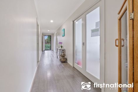 Property photo of 16 Shakespeare Grove Officer VIC 3809