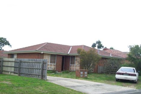 2/11 Princess Maria Pl, Hampton Park, VIC 3976