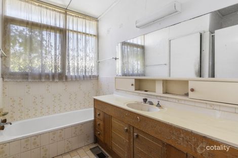 Property photo of 5 Warren Court Dandenong North VIC 3175