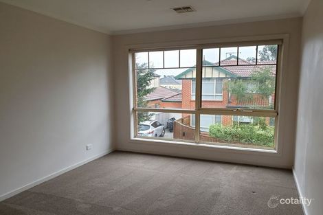 Property photo of 1 Scarborough Square Mont Albert North VIC 3129