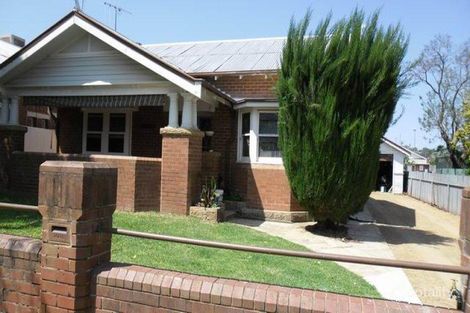 3 Bollinger St, Parkes, NSW 2870