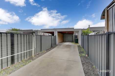 Property photo of 8 Andover Lane Craigieburn VIC 3064