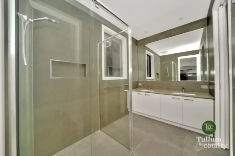 Property photo of 23 Gumleaf Place Botanic Ridge VIC 3977