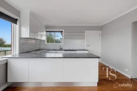 Property photo of 26 Ronneby Road Newnham TAS 7248
