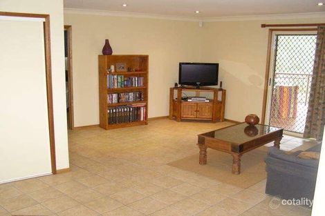 Property photo of 11 Honeybee Place Upper Kedron QLD 4055