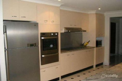 Property photo of 2 Barossa Place Edensor Park NSW 2176