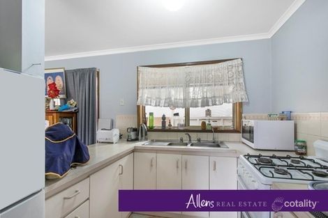 Property photo of 6 Glenn Close Cranbourne West VIC 3977