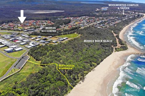 Property photo of 9 Bounty Avenue Lake Cathie NSW 2445