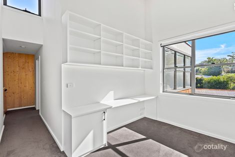 Property photo of 8 Ocean Beach Drive Shellharbour NSW 2529