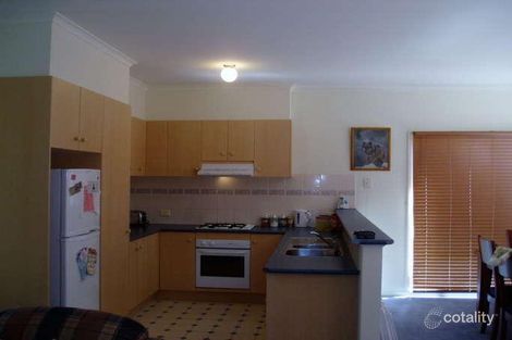 Property photo of 15 Daintree Retreat Caroline Springs VIC 3023