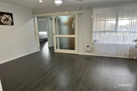 Property photo of 4 Christine Street Cranbourne VIC 3977