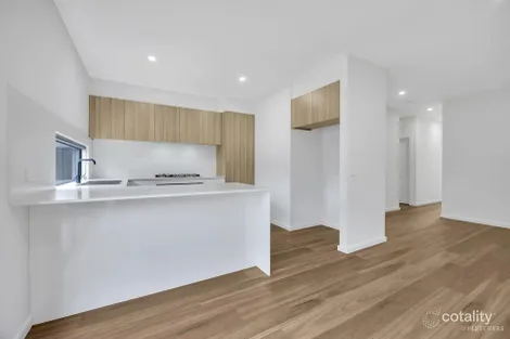 Property photo of 10 Centralpark Walk Strathtulloh VIC 3338