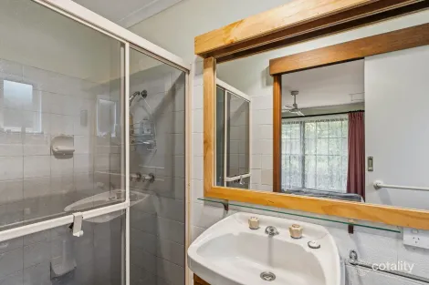Property photo of 33 Anderson Road Bridgewater SA 5155