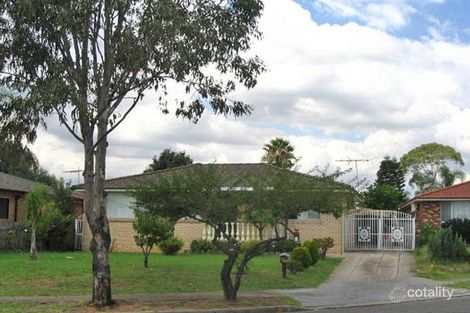 6 Willmot St, Bossley Park, NSW 2176