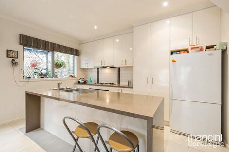 Property photo of 1/4 Grieve Parade Altona VIC 3018