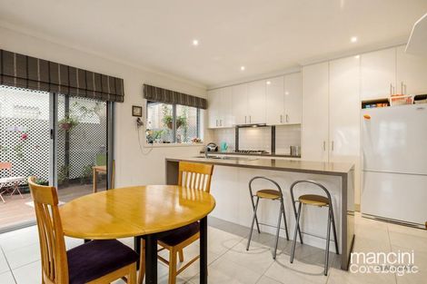 Property photo of 1/4 Grieve Parade Altona VIC 3018
