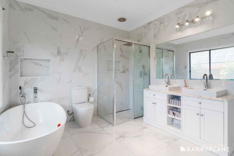 Property photo of 7 Occold Court St Albans VIC 3021