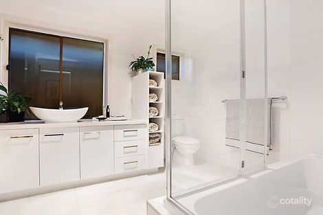 Property photo of 19 Weeroona Terrace Altona Meadows VIC 3028