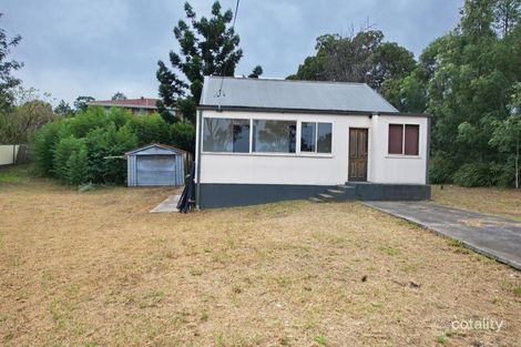 318 Northcliffe Dr, Lake Heights, NSW 2502