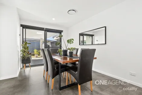 Property photo of 28B Bentley Road Stream Hill NSW 2526